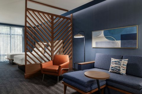 2 Queens Executive Suite 3