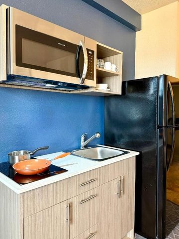 Kitchen area