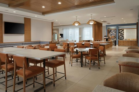 Breakfast Seating Area