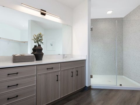 Guestroom Bathroom