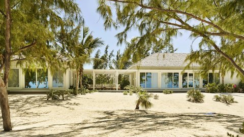 Whale Tail Living Pavilion and King Bedroom Pavilion