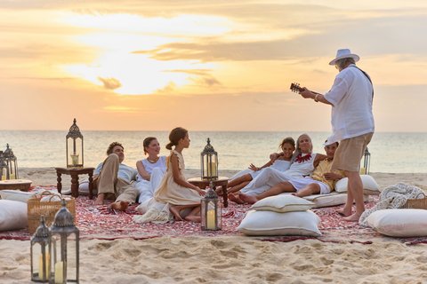 Thanda Island Lifestyle Beach Picnic Family style Hywell Waters ret