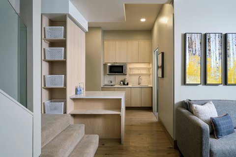 THE WESTIN RIVERFRONT RESORT - Photo 34