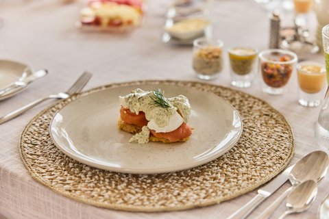 Thanda Island Dining Breakfast Eggs Benedict Hywell Waters