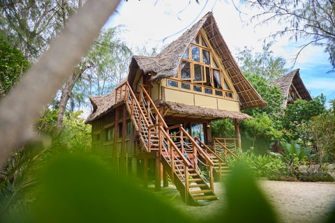 Thanda Island Accommodation Banda Beach Bungalow Hywell Waters