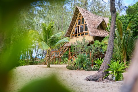 Thanda Island Accommodation Banda Beach Bungalow Hywell Waters ret
