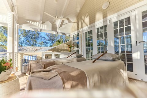 Thanda Island Lifestyle Wellness Spa Tratments Beds Hywell Waters