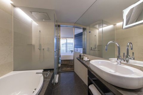 ROYAL SAVOY HOTEL AND SPA - Photo 25