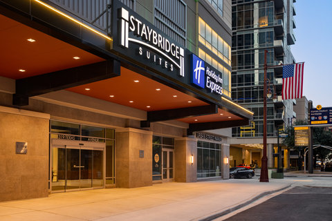 Arrive with ease in the heart of Downtown Houston.