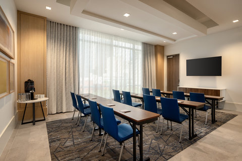 Flexible meeting space for business and events.