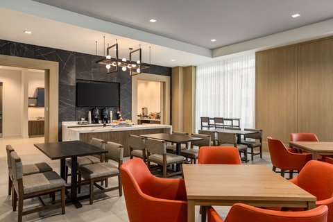 Gather for free breakfast in our downtown Houston dining area.