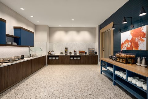 Choose your favorites at our free Houston breakfast buffet.