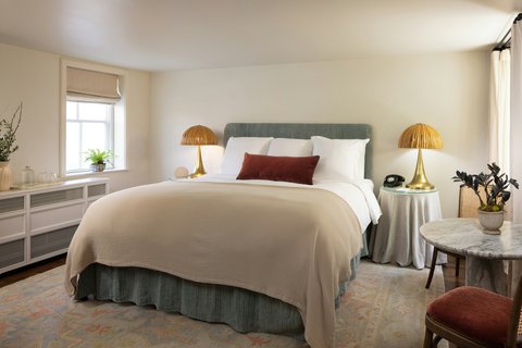 Room Four ADA - The Douglas, Savannah , GA
