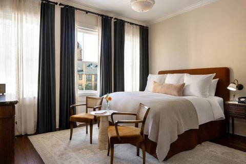 Room Eleven - The Douglas, Savannah , GA