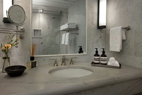 Room Thirteen Bathroom - The Douglas, Savannah , GA