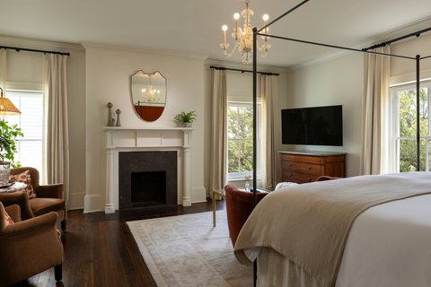 Room Thirteen - The Douglas, Savannah , GA