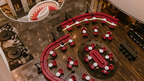 View to Latitude 27 Bar located in the hotel lobby