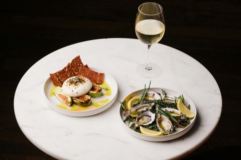 Indulge in Burrata & Fresh Oysters at Latitude 27 Bar