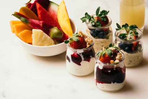 Indulge in Granola & Fresh Fruits at Latitude 27 Kitchen