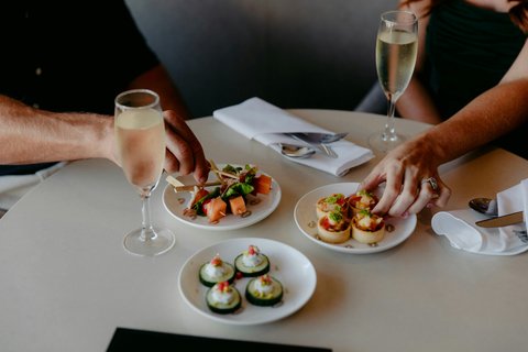 Savour Twilight CanapÃ©s at Club InterContinental, Level 25