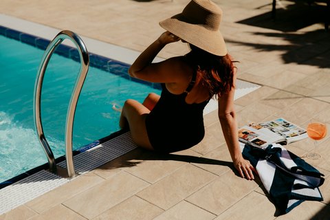 Poolside luxury with city views at InterContinental Brisbane