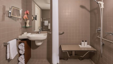 Guest Accessible Bathroom Classic Rooms