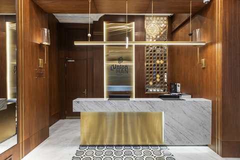 Thoughtful details set the tone from the moment you arrive
