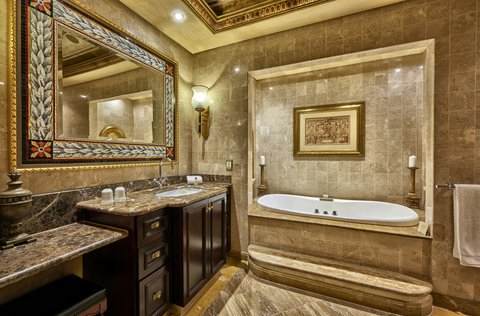 Presidential Suite Bathroom