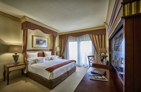 Universal Accessible room