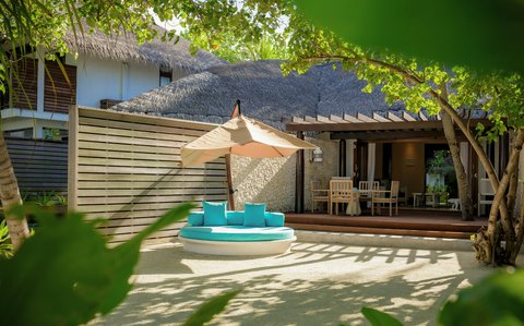 Constance Halaveli Accommodation Beach Villa Bedrooms HD