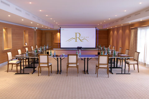 CHALET ROYALP HOTEL AND SPA - Photo 45