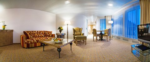 TSCHUGGEN GRAND HOTEL - Photo 53