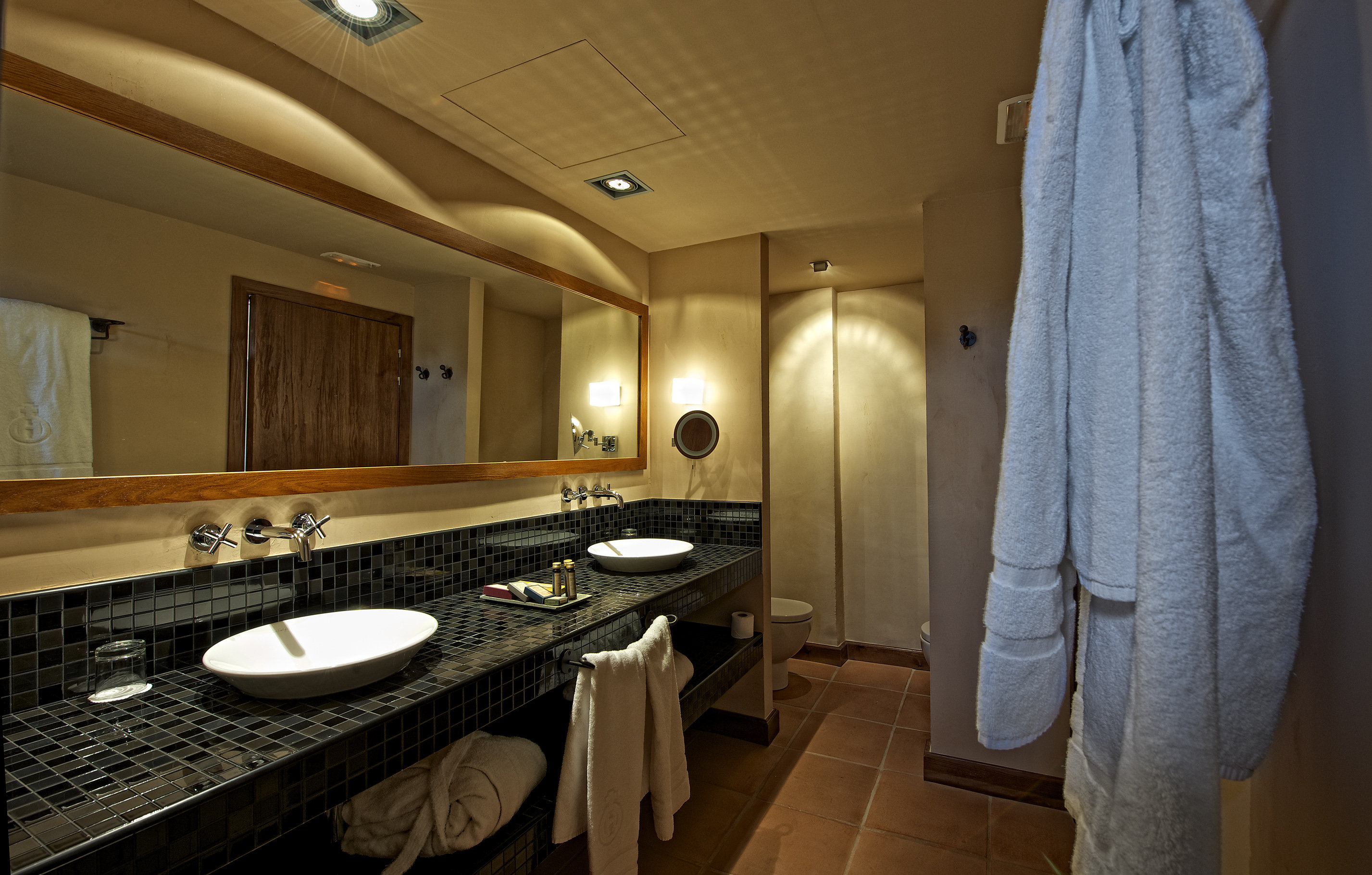 Hacienda Zorita Wine Hotel Spa-guestroom-Villas bathroom.jpg