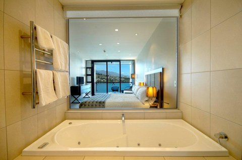 THE REES HOTEL - Photo 4