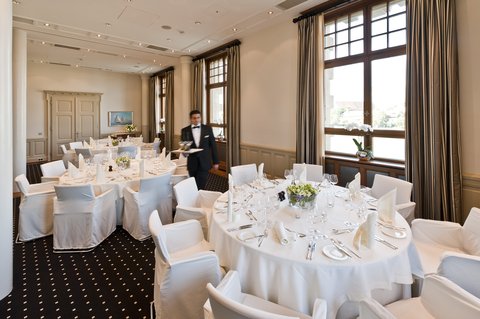 GRAND HOTEL LES TROIS ROIS - Photo 17