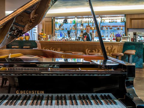 TSCHUGGEN GRAND HOTEL - Photo 48