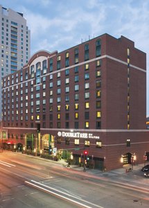 Doubletree By Hilton Hotel Downtown Rochester, Mn - See Discounts