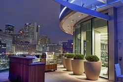  - Omni Hotel Dallas - I-35, Exit 428C