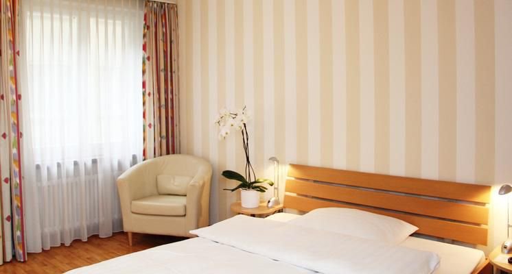 HOTEL ROTER TURM-guestroom-Single room.jpg