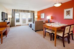  - Holiday Inn & Suites Osoyoos