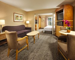  - Anaheim Portofino Inn & Suites - I-5, Exit 109