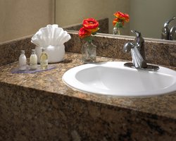  - Anaheim Portofino Inn & Suites - I-5, Exit 109