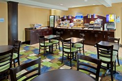  - Holiday Inn Express Bowling Green - I-65, Exit 22
