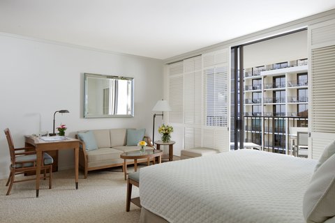 HALEKULANI HONOLULU - Photo 20