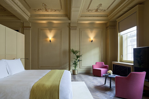 HOTEL CAFE ROYAL - Photo 29