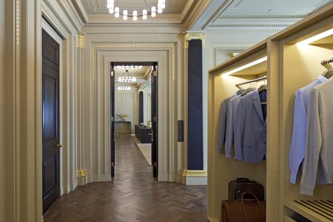 HOTEL CAFE ROYAL - Photo 28