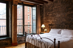  - Auberge du Vieux-Port Hotel Montreal
