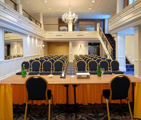 ROMANTIK HOTEL SCHWEIZERHOF - Photo 11