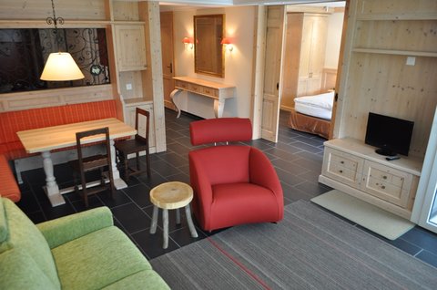 ROMANTIK HOTEL SCHWEIZERHOF - Photo 3