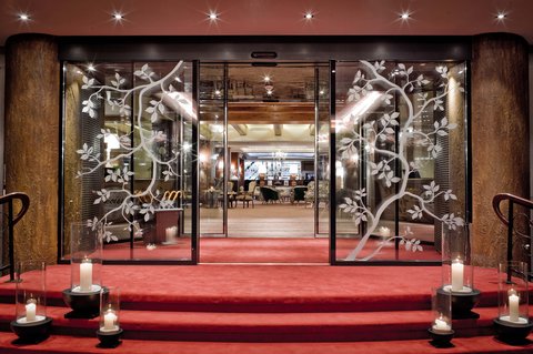 TSCHUGGEN GRAND HOTEL - Photo 5